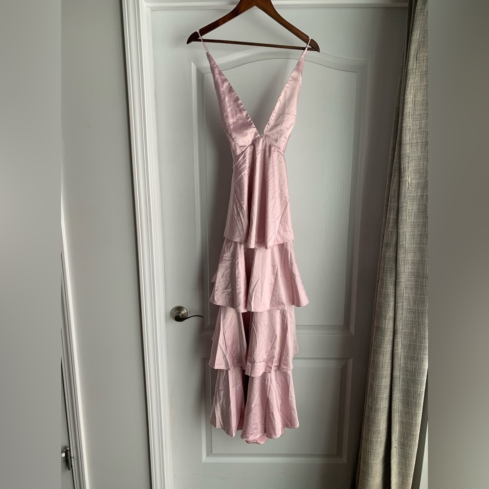 Selfie Leslie NWT Auguste Tiered Frill Strappy Back Dress Lilac - Picture 3 of 11